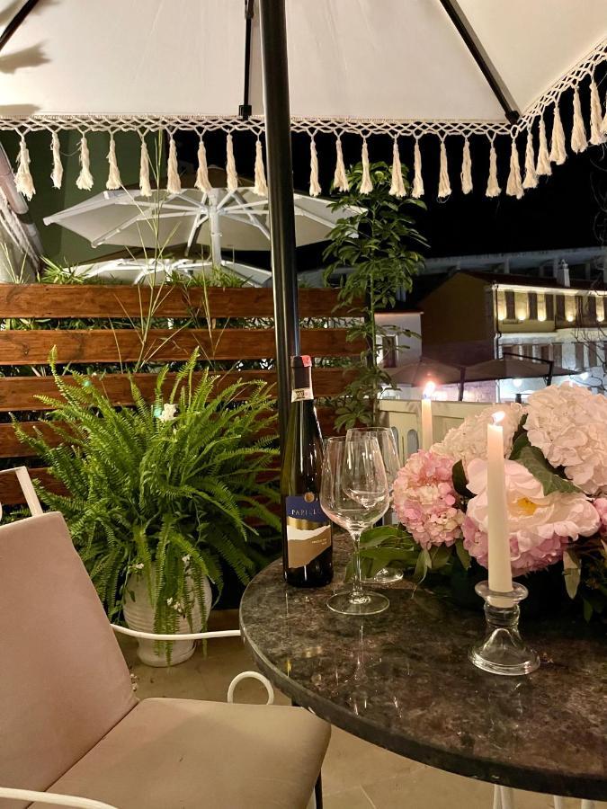 Bohemian Boutique Suites Vlorë Extérieur photo