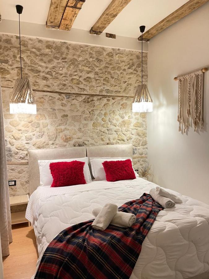 Bohemian Boutique Suites Vlorë Extérieur photo